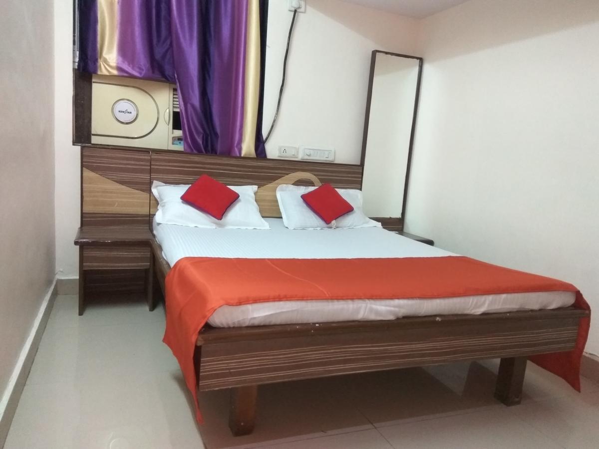 Hotel Shiva Panvel Εξωτερικό φωτογραφία